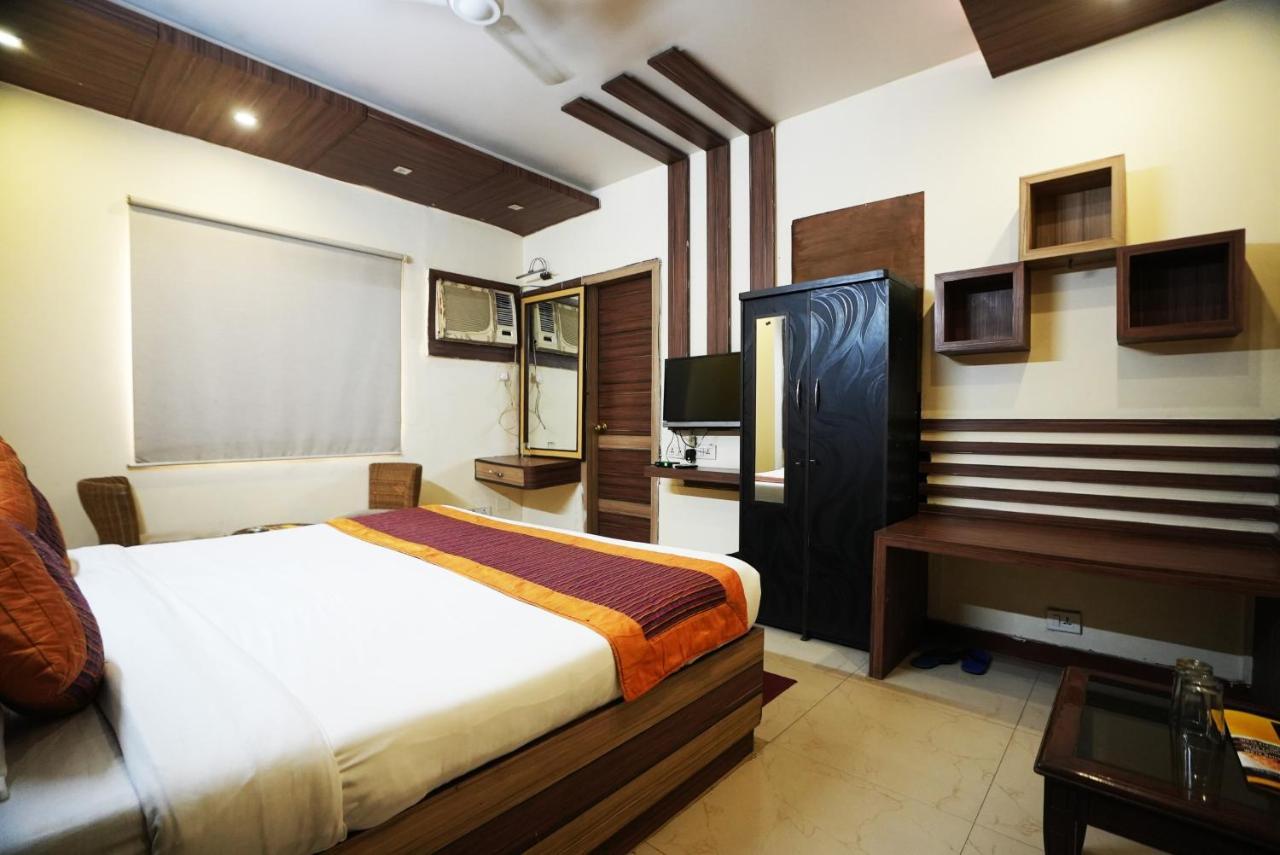 Hotel Classic New Delhi Eksteriør billede